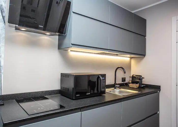 Deer Mountain View With Ski-in Access